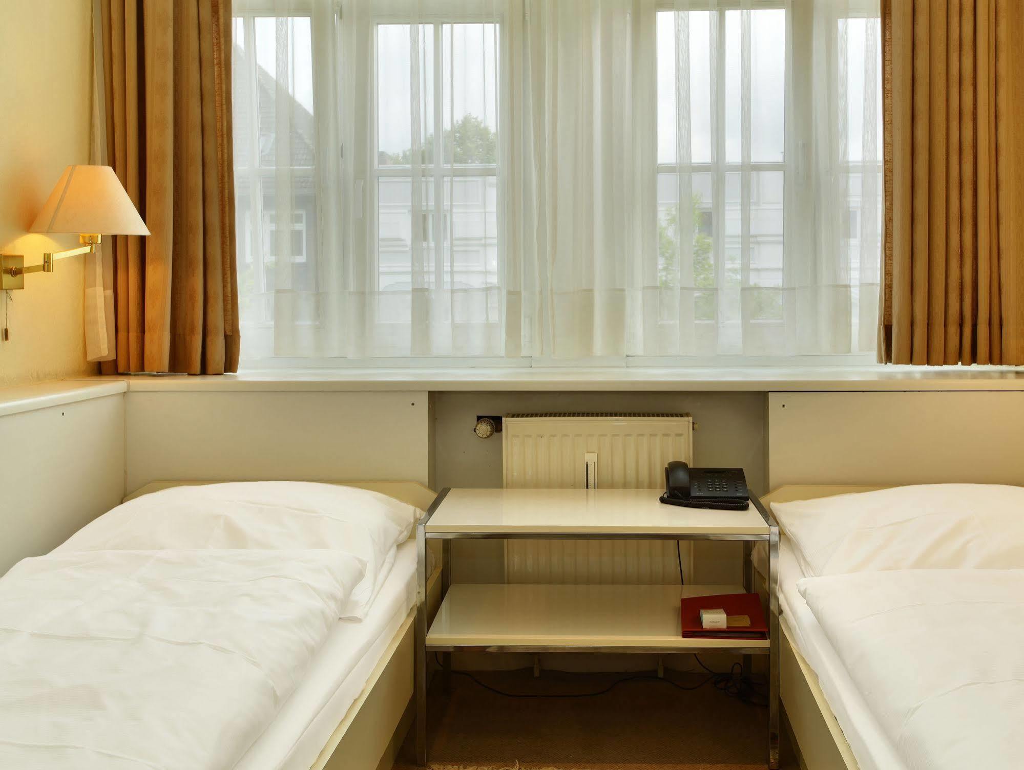 Hotel Bellmoor Im Dammtorpalais Hamburg Room photo